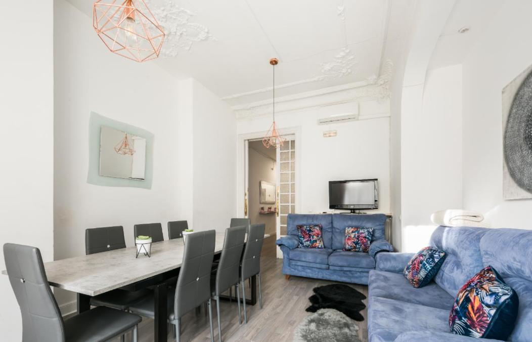 M&F 7 Rooms/7 Bathrooms Over Gran Via Madrid Exterior foto