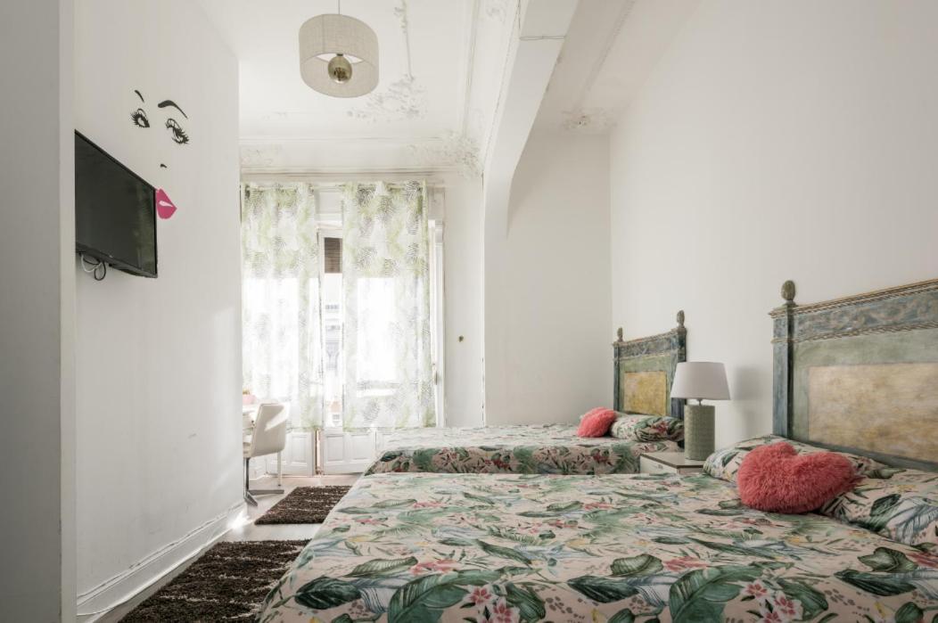 M&F 7 Rooms/7 Bathrooms Over Gran Via Madrid Exterior foto